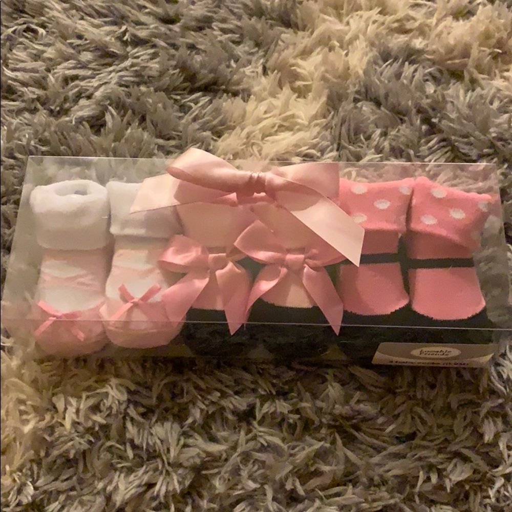 3 baby socks